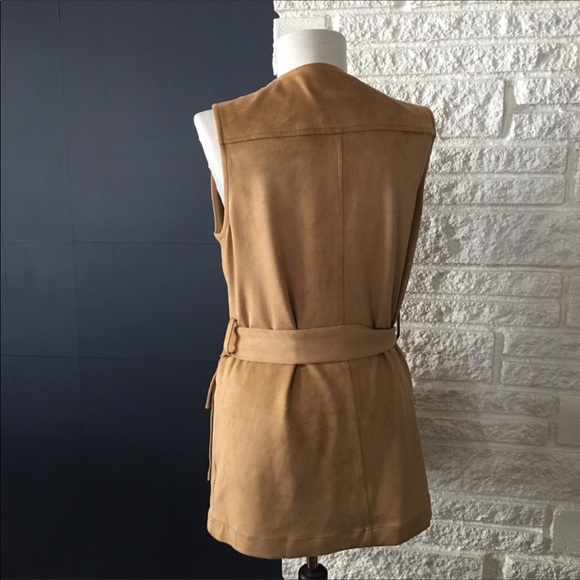 The Limited Belted Sleeveless Jacket - Picture 5 of 8